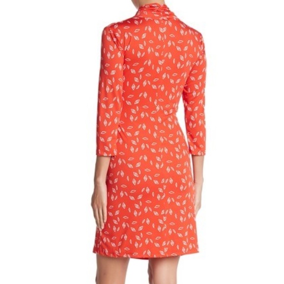 NEW Vanity Room - Printed Dress SIZE M. - Picture 2 of 5